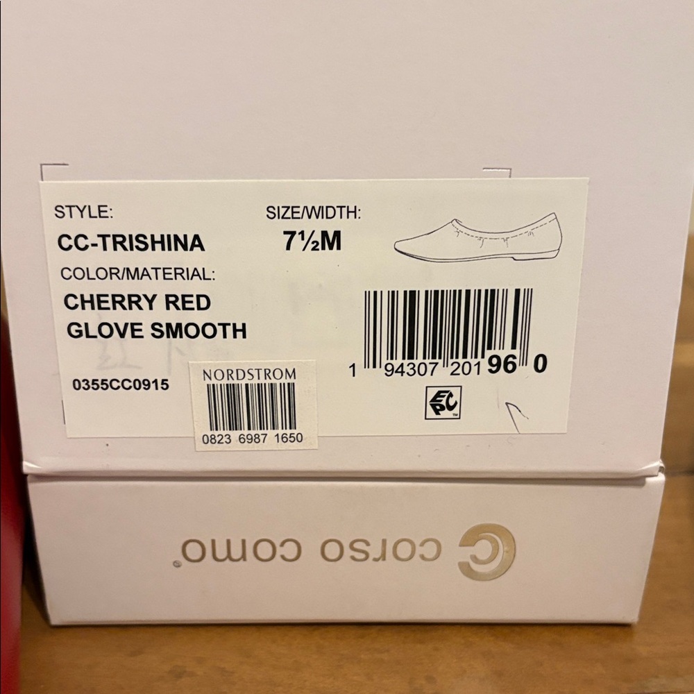 Corso Como Women's Red Smooth Flats - Picture 2 of 10